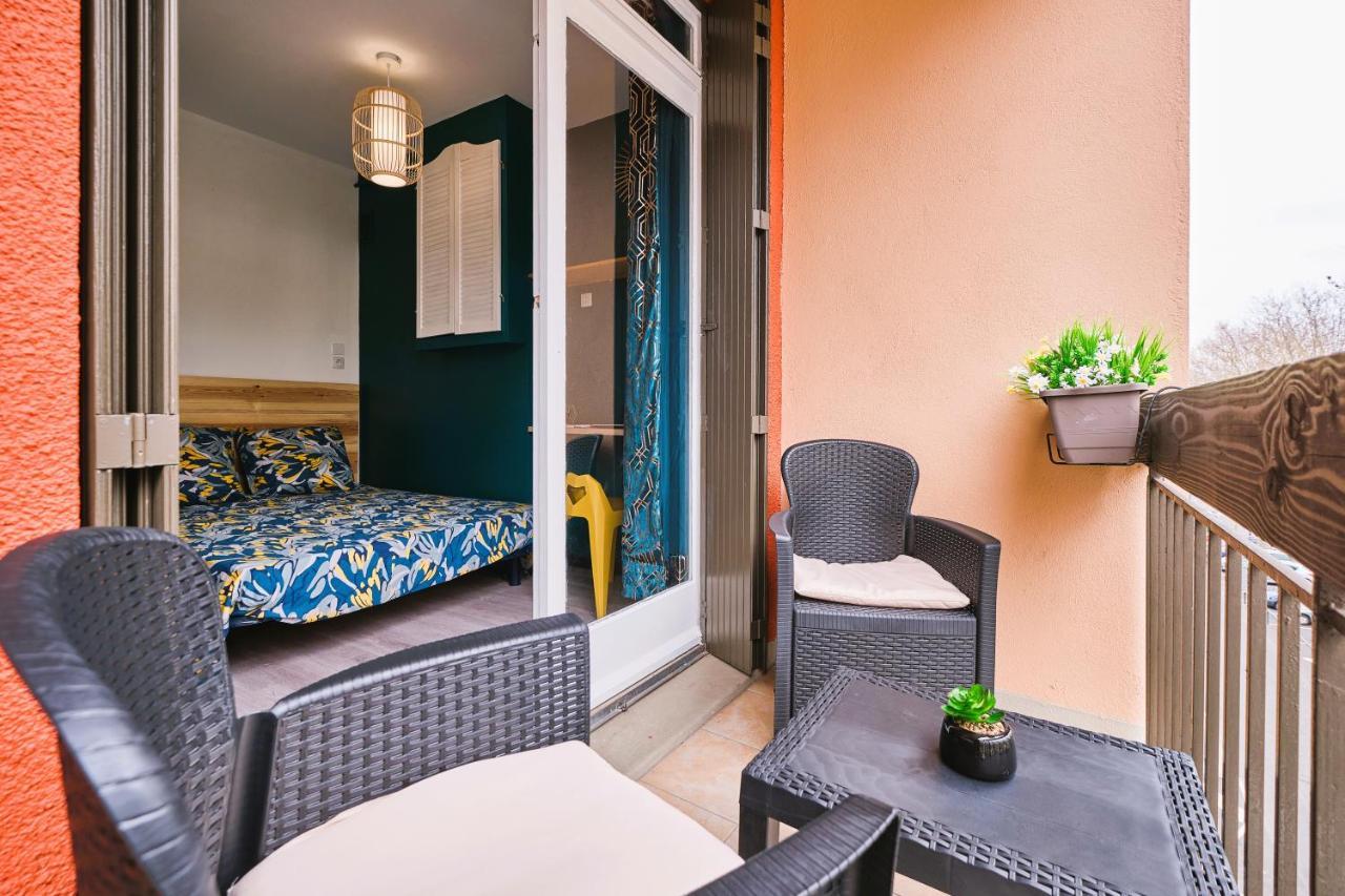 Tout Confort ! Climatisation, Centre-Ville, Parking, Terrasse, Wifi, Netflix Carcassonne Zewnętrze zdjęcie